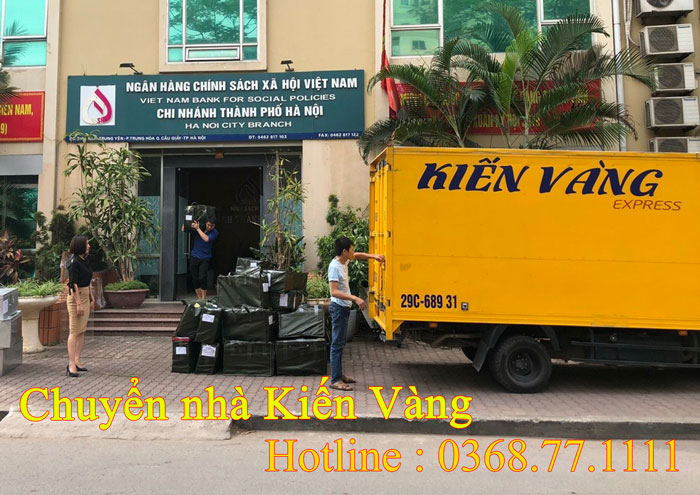 Tuyển dụng công nhân chuyển nhà